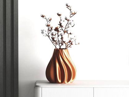 Modern Wave-Design Vase – Sculptural Home Décor
