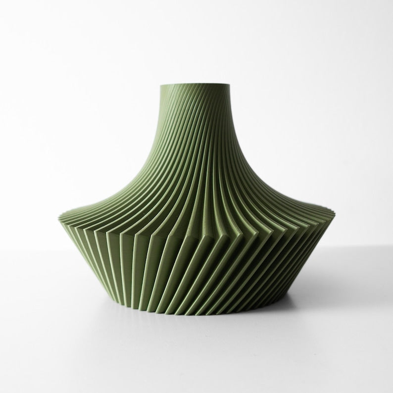 Green Geometric Pleated Vase – Modern Decorative Accent